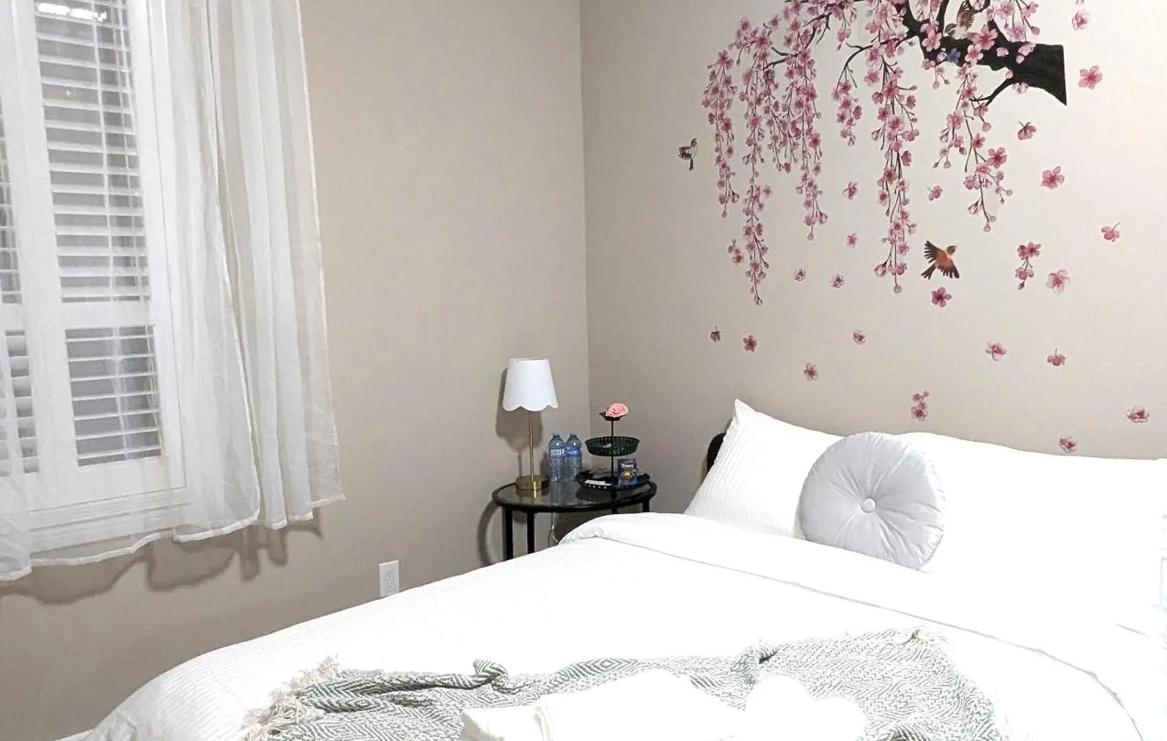 The Downtown Gem Toronto Apartment
