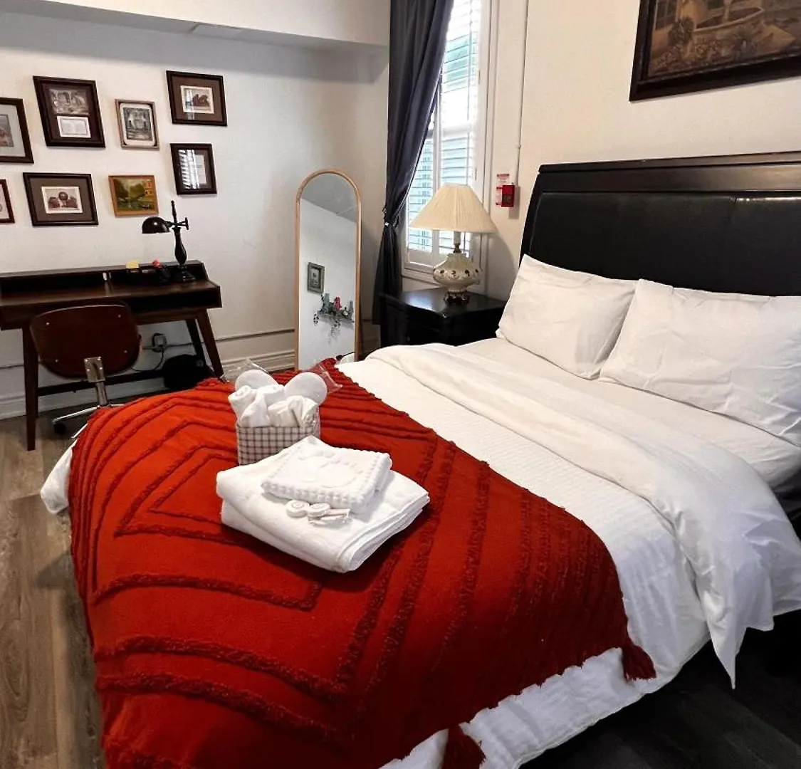 The Downtown Gem Toronto Apartment